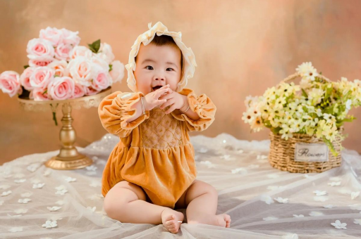 仁怀宝宝睡觉爱笑